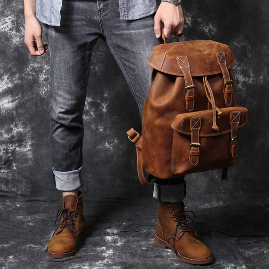 CADIZ - Leather Knapsack