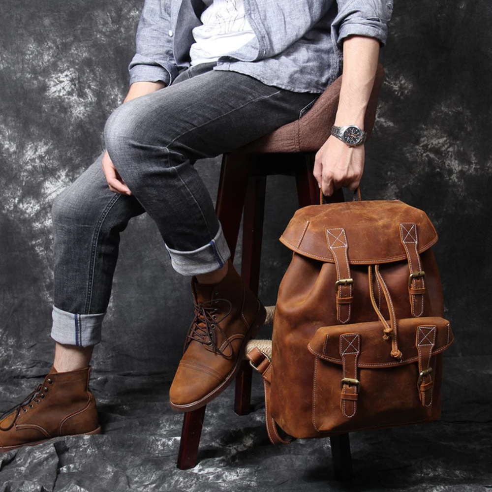 CADIZ - Leather Knapsack