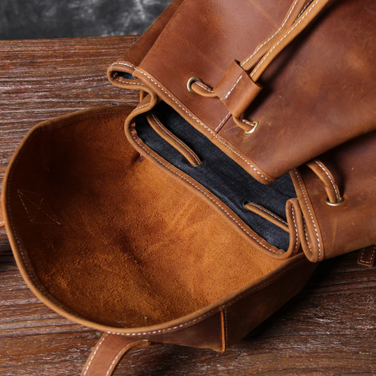 CADIZ - Leather Knapsack