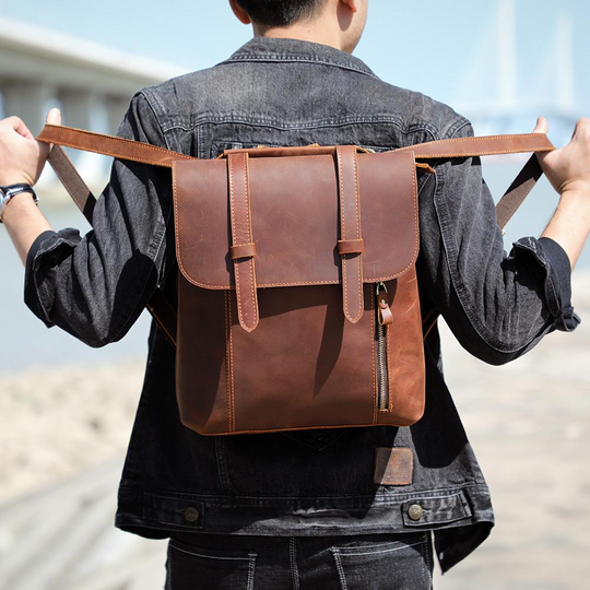 ITHYA - Kleiner Leder-Rucksack