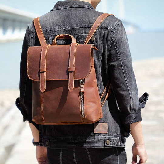 ITHYA - Kleiner Leder-Rucksack