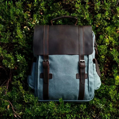 Kompakt organisiert - mit Laptopfach